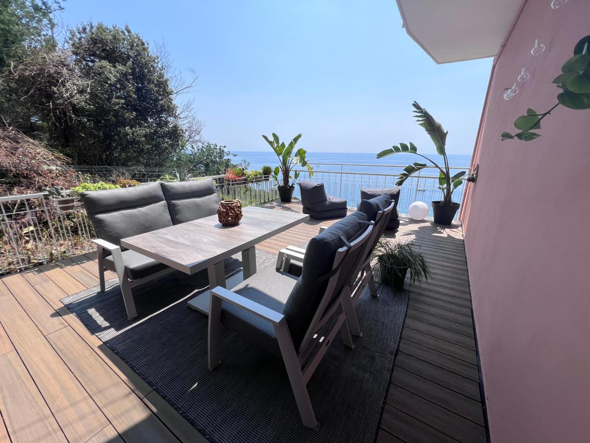 Silenzio E Relax Fronte Mare A Varazze Eksteriør billede